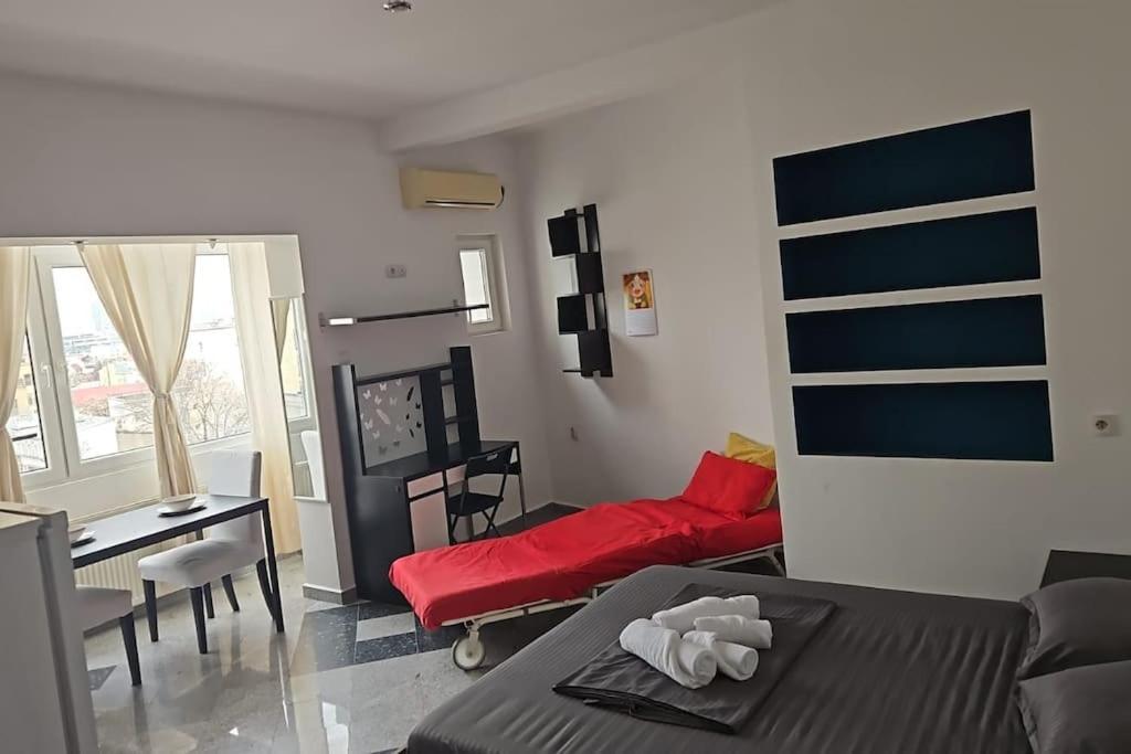 Nice Studio In The Heart Of City Bucharest Luaran gambar